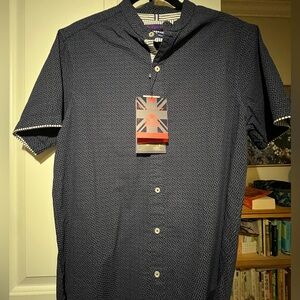 English Laundry, medium men’s shirt